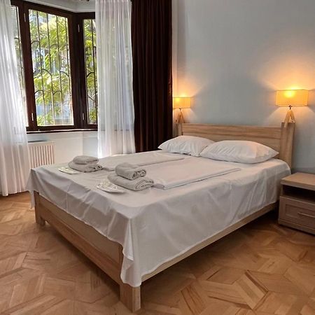 Vera City Center Apartment ティビリシ エクステリア 写真