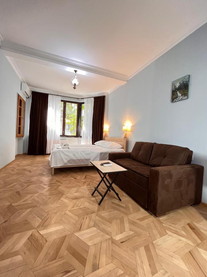 Vera City Center Apartment ティビリシ エクステリア 写真
