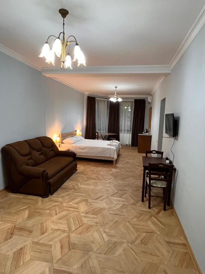 Vera City Center Apartment ティビリシ エクステリア 写真