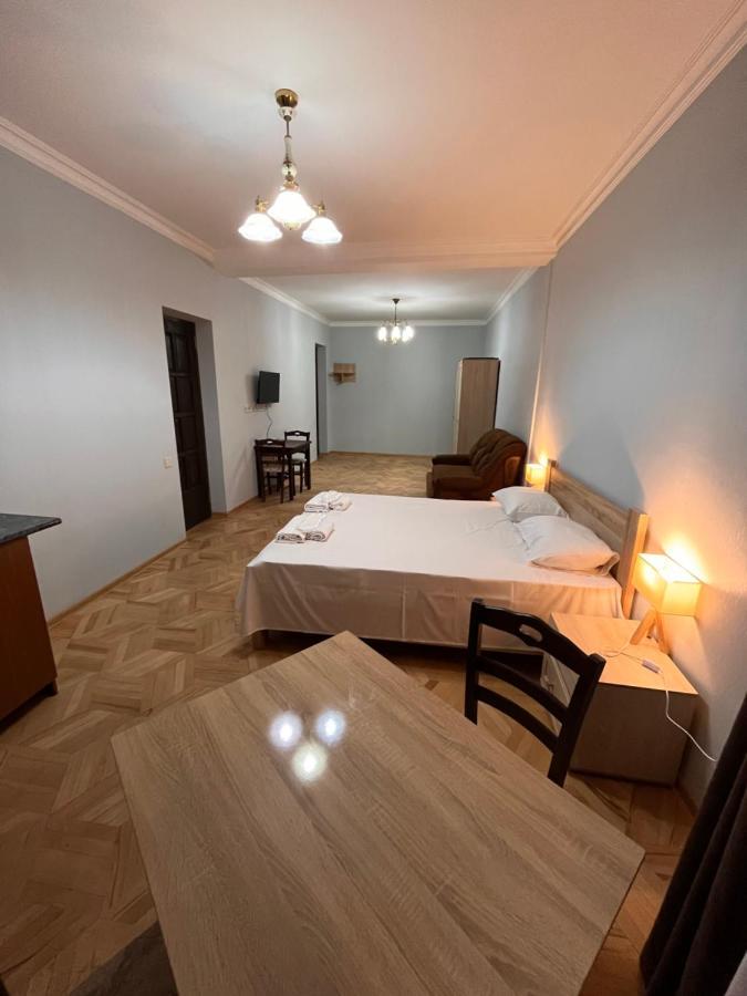Vera City Center Apartment ティビリシ エクステリア 写真